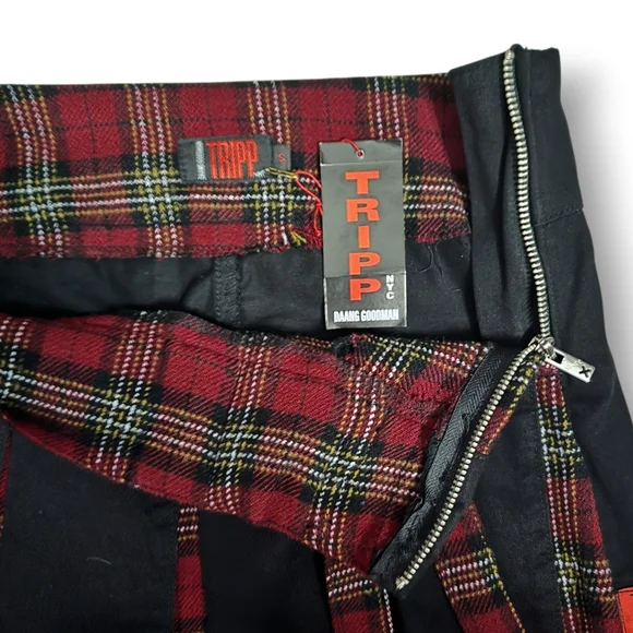 **NEW** Vintage Tripp NYC Plaid Pleated Mini Skirt - Picture 2 of 3